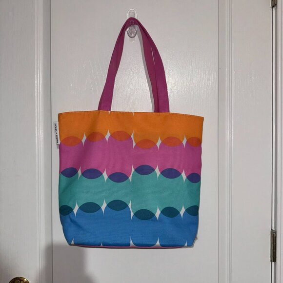 TOTE | KAPITZA x CLINIQUE | OS - Picture 3 of 5